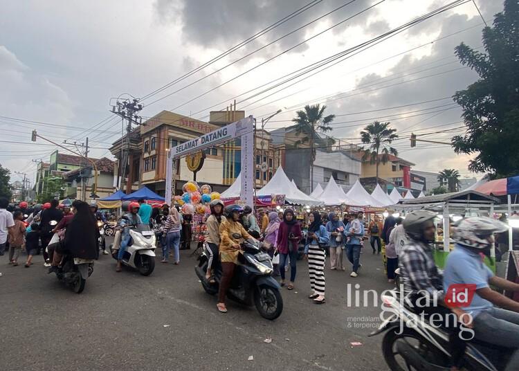 Waspada Jukir Nakal! Segini Tarif Parkir Resmi Festival Dandangan Kudus 2025